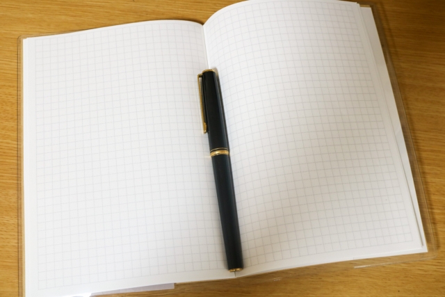 ノートを少し良いペンで書くイメージ